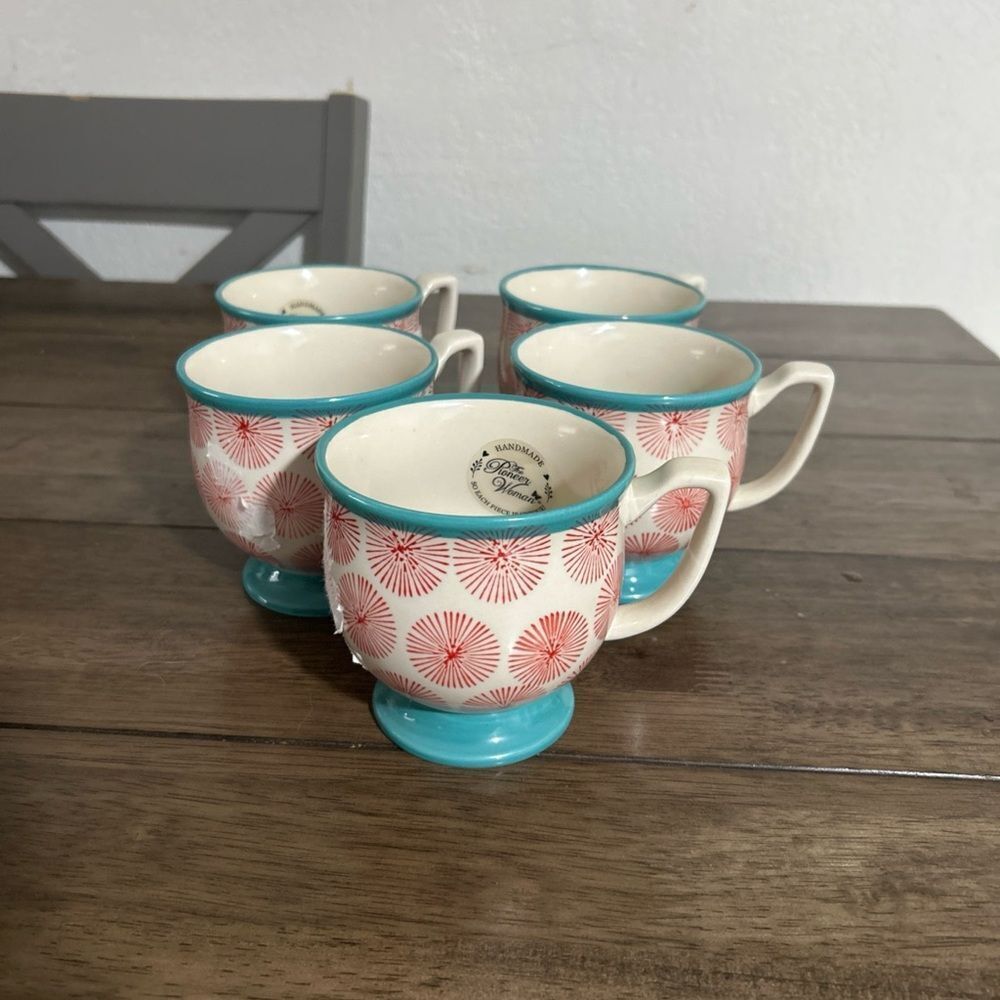 The Pioneer Woman Footed Mugs – Set of 5 – Red Starburst & Turquoise Trim